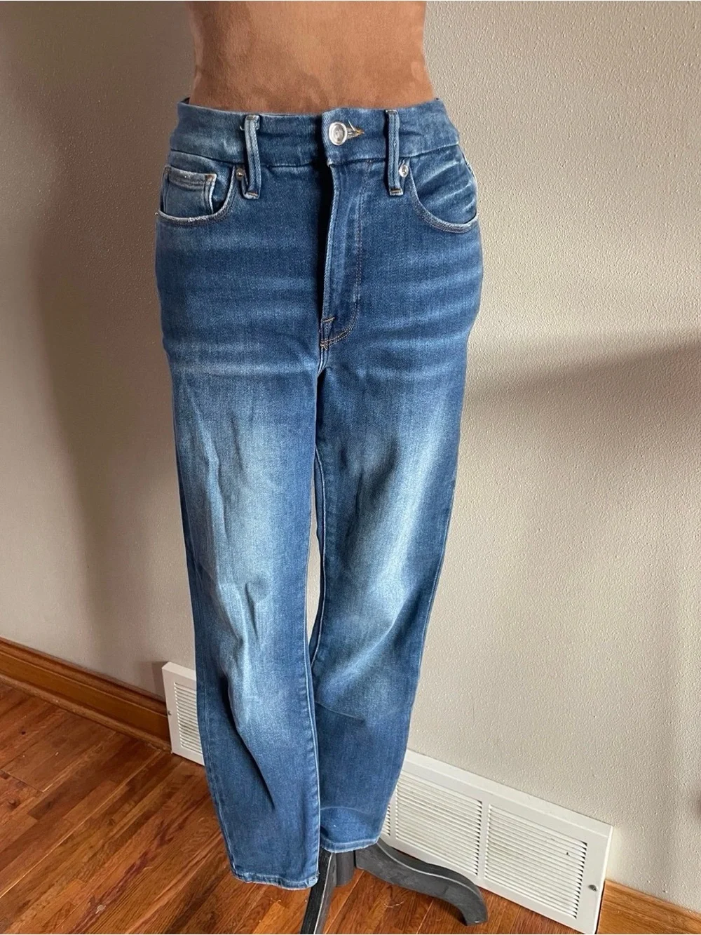 Good American Good Legs Skinny Jeans.